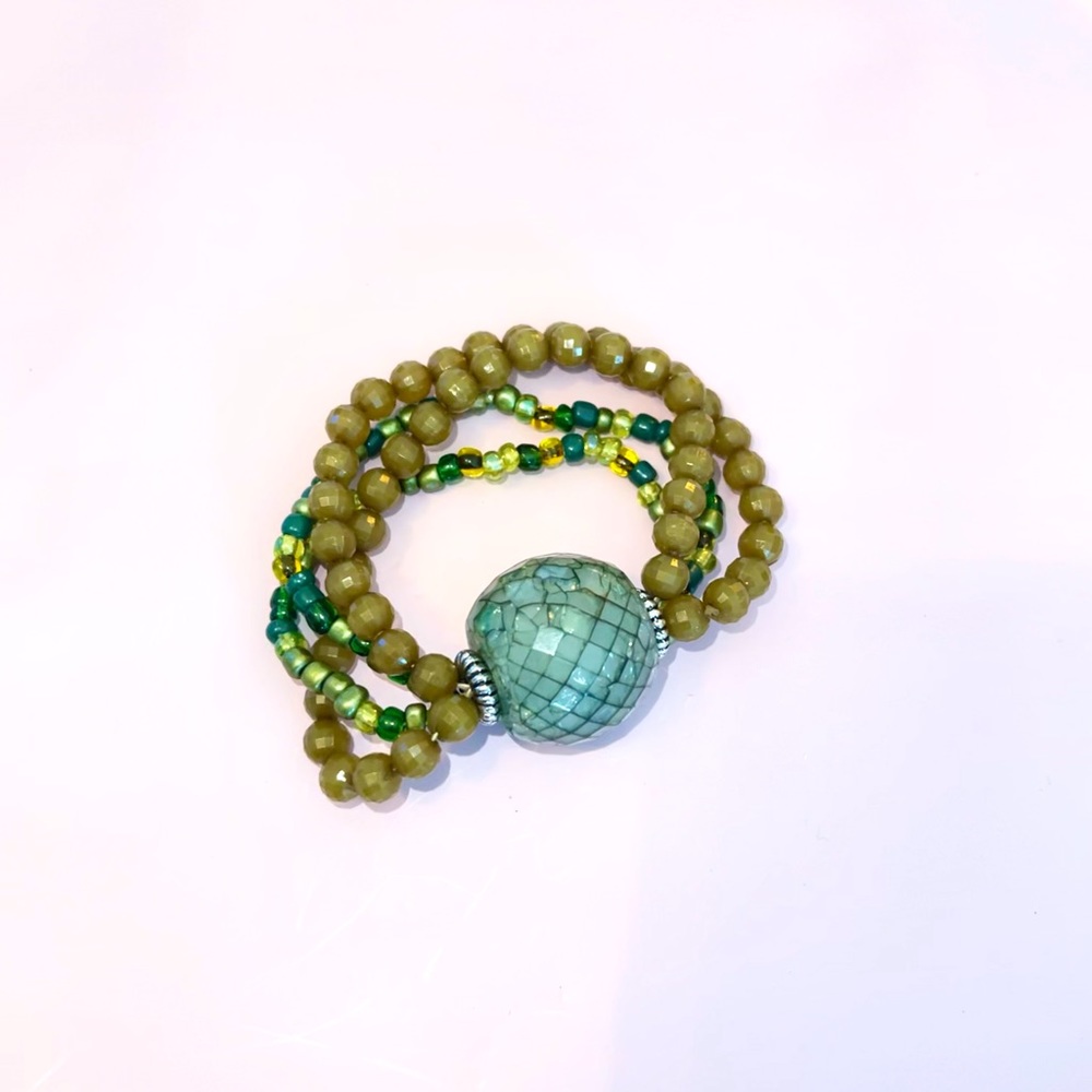 🌈Olive Bracelet